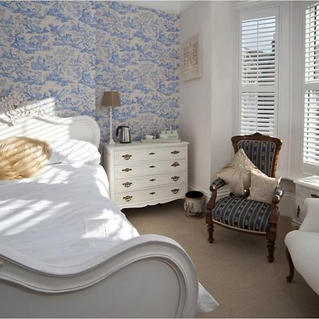 Cavendish Lodge Portsmouth Rum bild