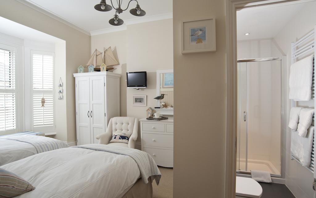 Cavendish Lodge Portsmouth Rum bild