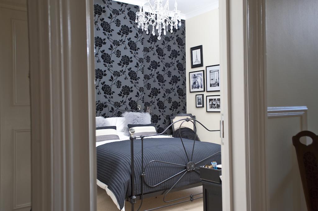 Cavendish Lodge Portsmouth Rum bild